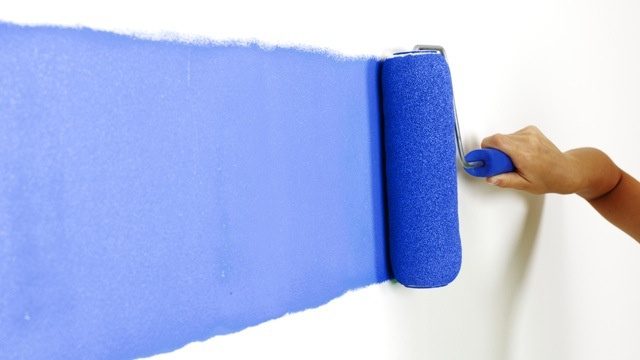 Cómo aplicar la pintura con rodillo